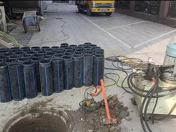 沁阳PE置换管厂家 DN315置换管 非开挖管短管置换